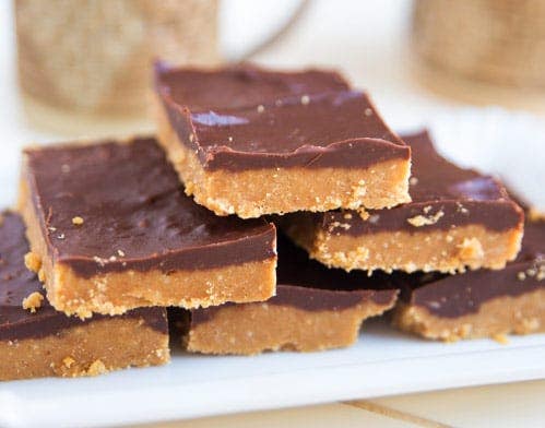 chocolate protein bars with chocolate sauce chocolate protein bars with chocolate sauce