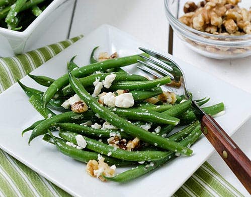 green beans with walnuts