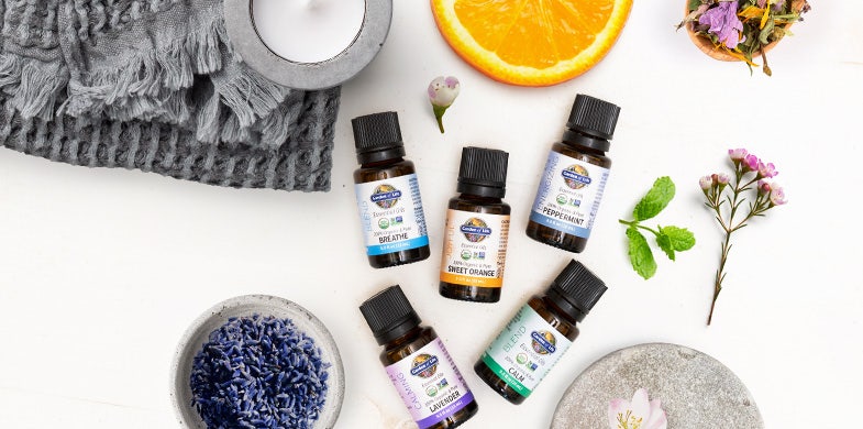 7 Essential Oils for Boosting Mood