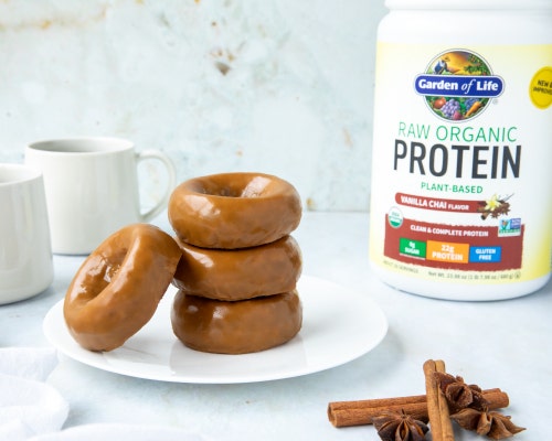 vanilla-chai-protein-doughnuts 