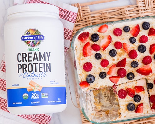 Vanilla Berry Cake