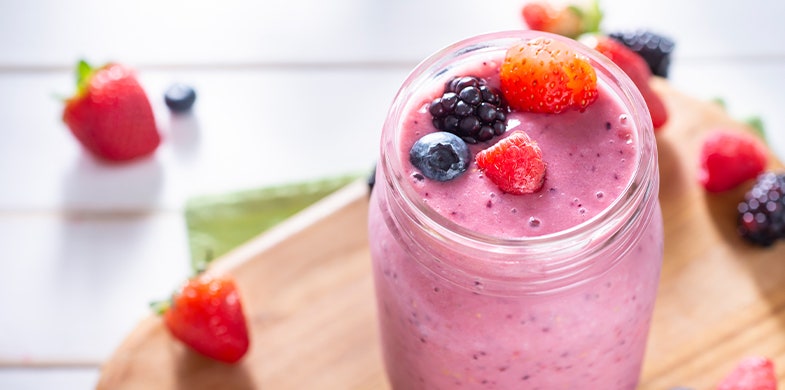 berry protein smoothie