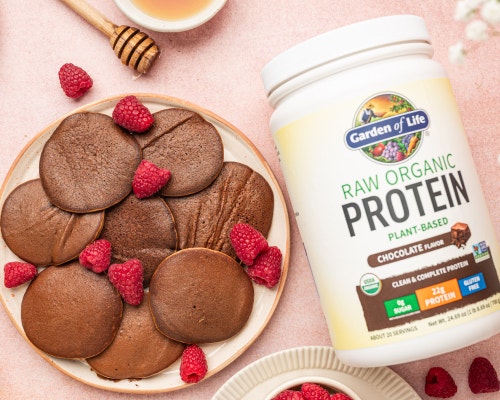 flourless-chocolate-protein-pancakes