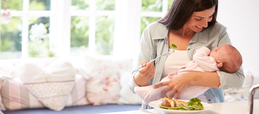 WHY THE FOURTH TRIMESTER - The Natural Parent Magazine